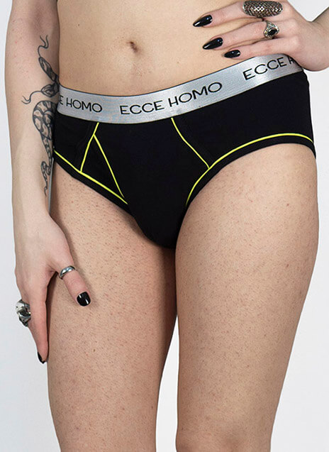 This is the 'onyx' space-front brief in black!